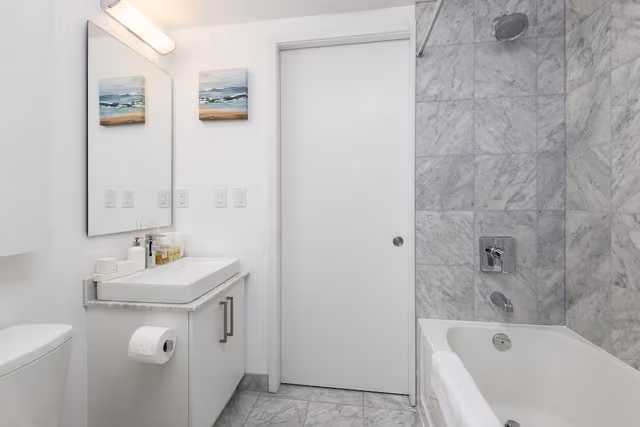 Executive Condo, 1 Bedroom, Kitchen, City View