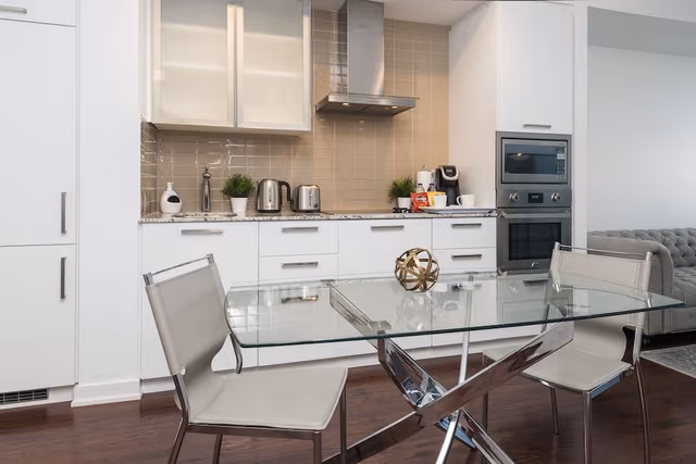 Executive Condo, 1 Bedroom, Kitchen, City View