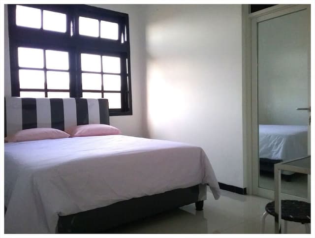 Deluxe Room, 1 Queen Bed