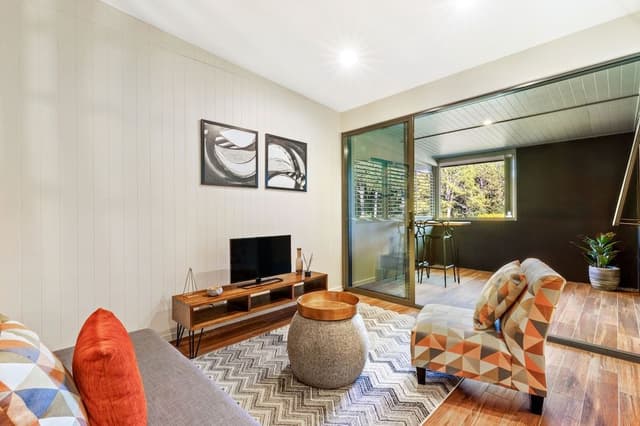 1 Bedroom - Forest View