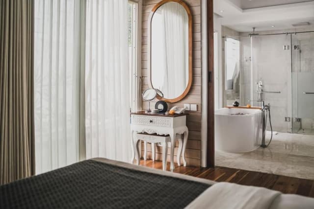 Royal One Bedroom Villa with Private Pool and Bathtub