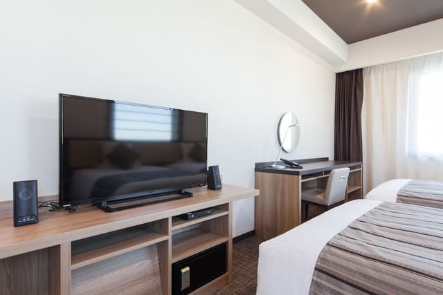Deluxe Twin Room, Non-Smoking (Eco Plan - No Cleaning Service)