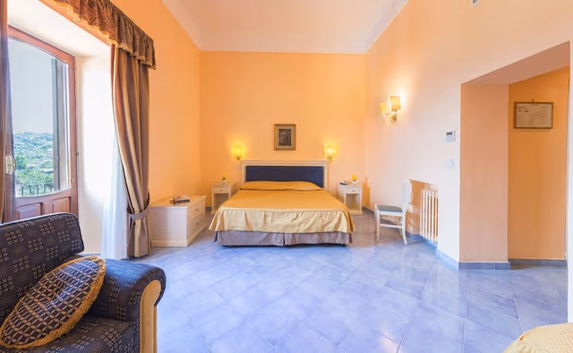 Deluxe Triple Room, Terrace, Sea View