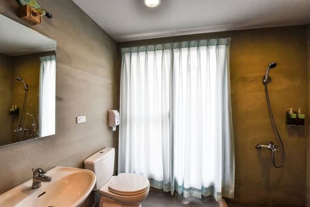 Classic Double Room (with balcony)