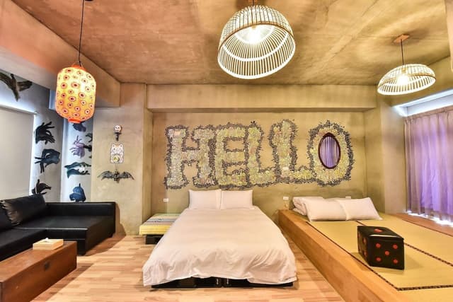 Standard Quadruple Room (with bathtub)