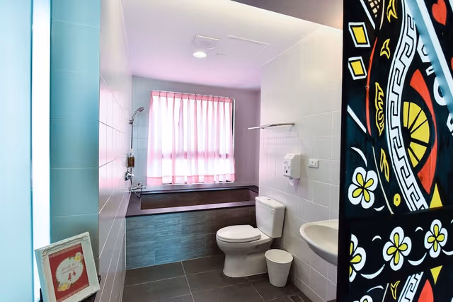 Classic Double Room (with balcony)