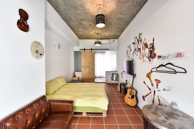 Classic Double Room (with balcony)