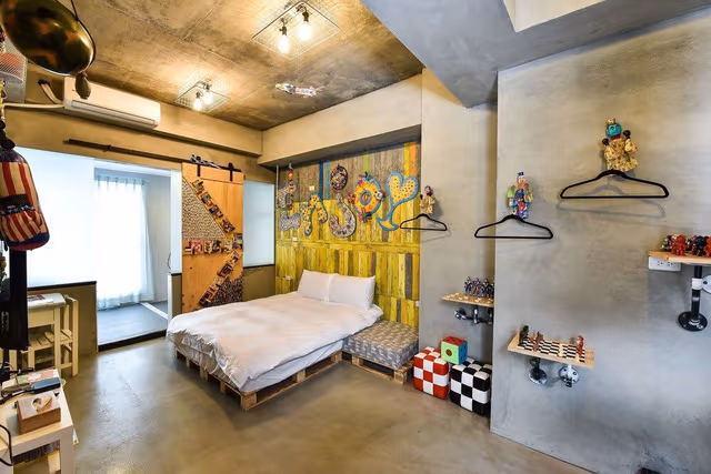 Classic Double Room (with balcony)