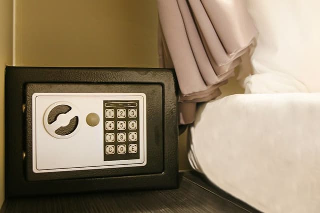 Shared Dormitory, Women only, Shared Bathroom (Adult Only)