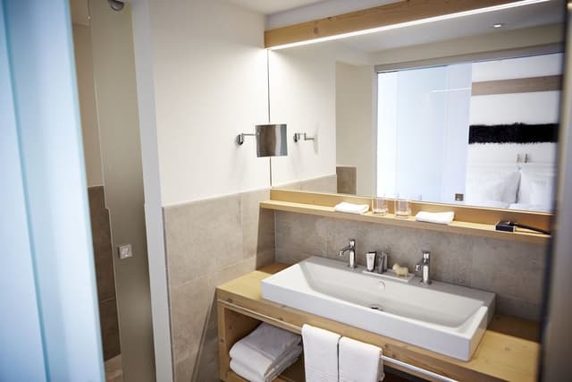 Superior Apartment, 3 Bedrooms, Accessible, Private Bathroom