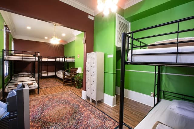 1 Bed in Shared Dormitory, Mixed Dorm, Shared Bathroom (5 bunk beds)