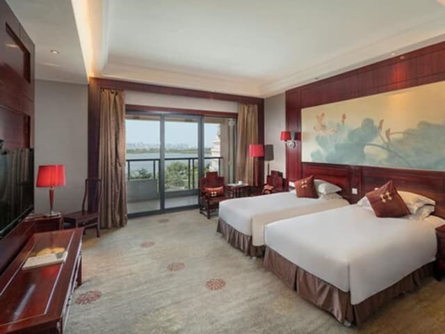 Executive Room, 2 Twin Beds, Lake View