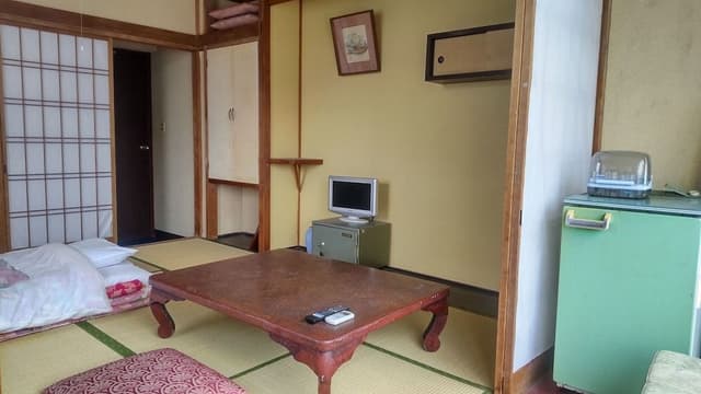 Japanese Style Room, Run of House (Up to 4 people)