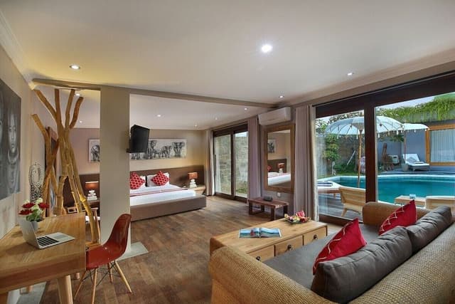 Villa, Multiple Bedrooms, Pool View