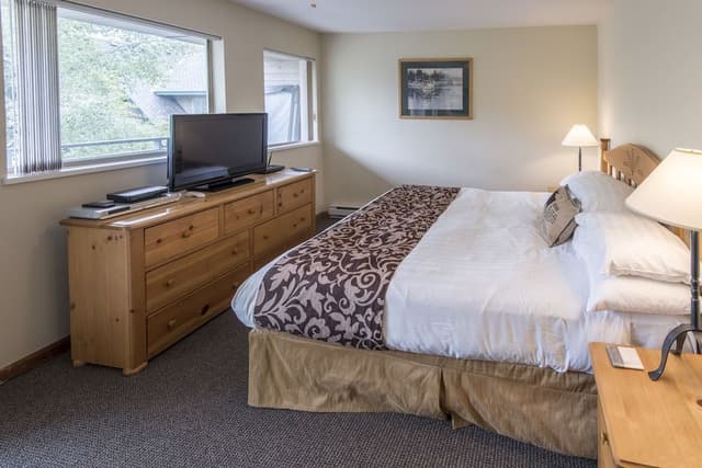 Townhome, 3 Bedrooms with Balcony (Unit 40)