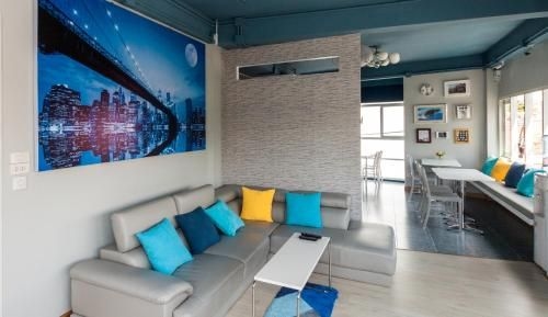 The Moon Hostel Huahin1