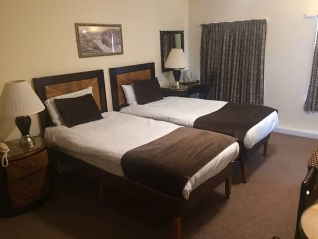 Standard Twin Room