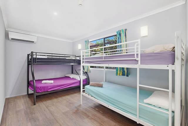 Shared Dormitory, Mixed Dorm