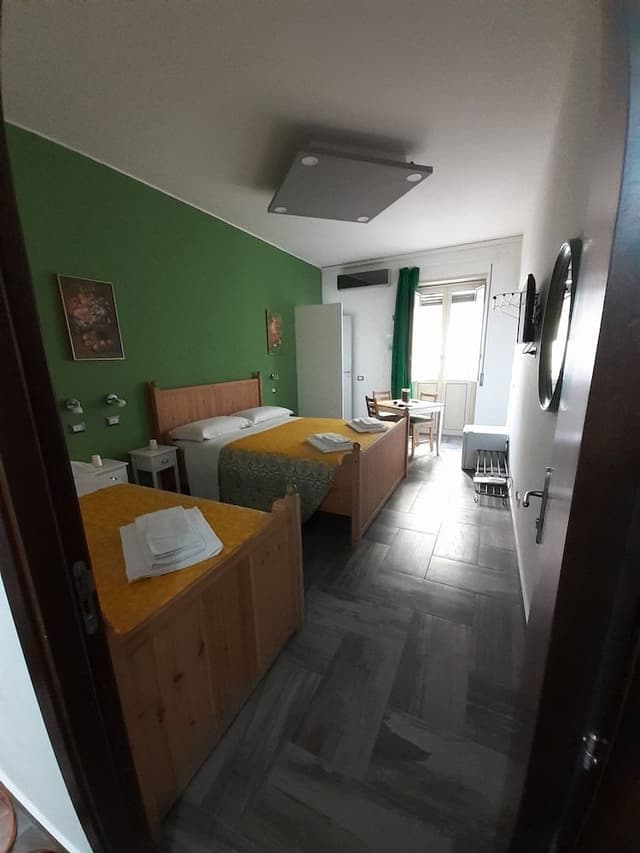 Triple Room, Courtyard View