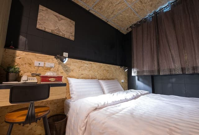 Classic Double Room, 1 Double Bed, Shared Bathroom