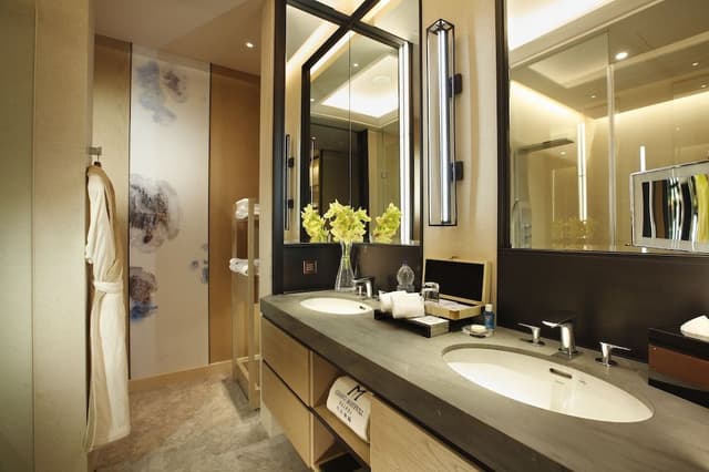 Prestige Room