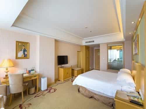 Vienna Hotel Xuzhou Pengcheng Square Metro Station Vienna Hotel Xuzhou Pengcheng Square Metro Station