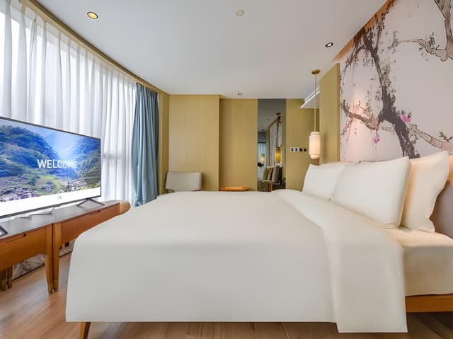 Jimu Double Room with River View