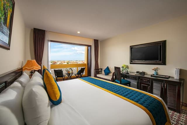 Suite Double/Twin With Panorama View and Balcony