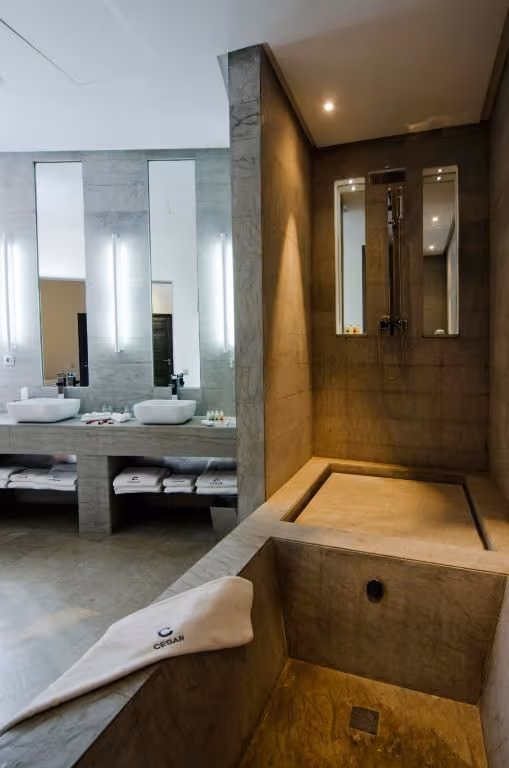 Family Suite (4 Adults)