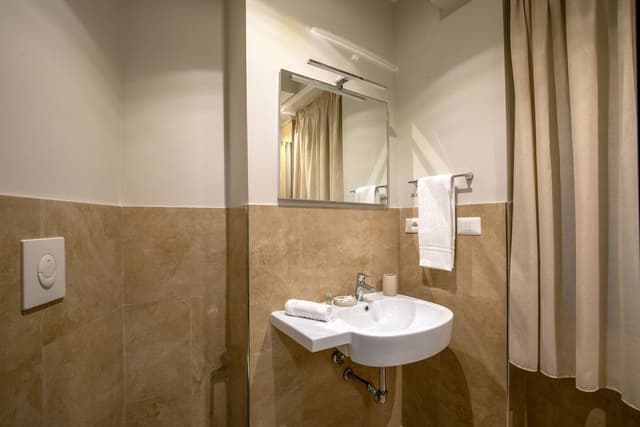Basic Single Room