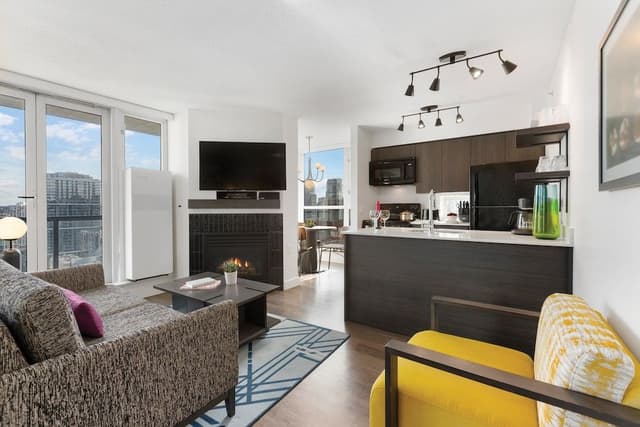 Standard Condo, 2 Bedrooms, Kitchen