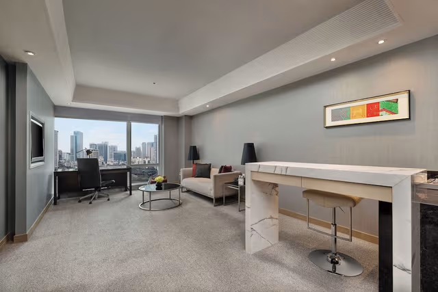 G70 Rhombus Suite
