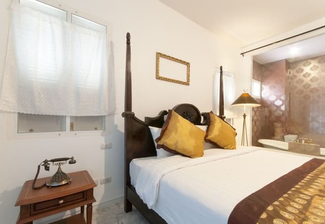 Deluxe Double Room , Free BKK Airport Transfers, flight detail required