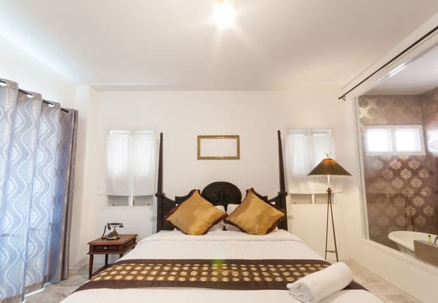 Deluxe Double Room , Free BKK Airport Transfers, flight detail required