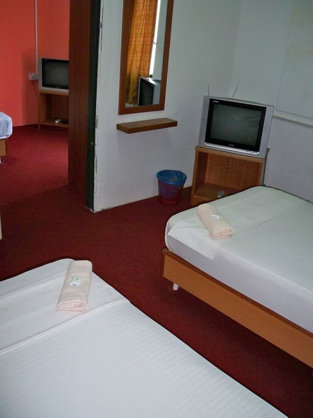 Connecting Family Room