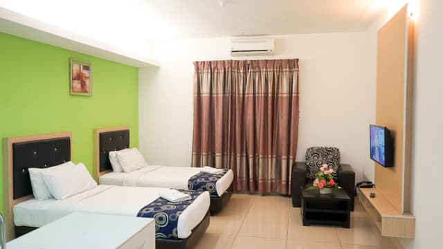 Superior Twin Room