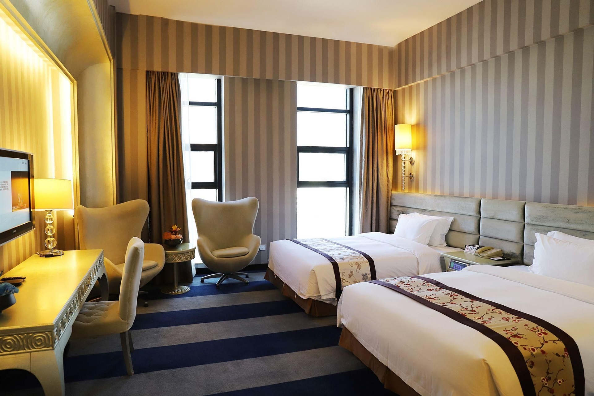 เซินเจิ้น จงเปา อินเตอร์เนชั่นแนล โฮเทล (Shenzhen Zhongbao International Hotel)4