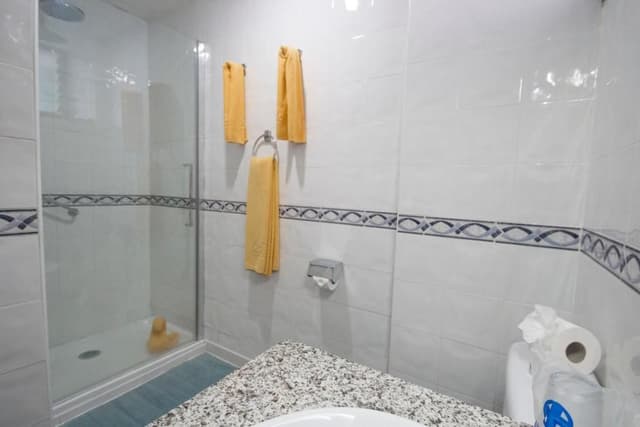 Studio (2 Adults)