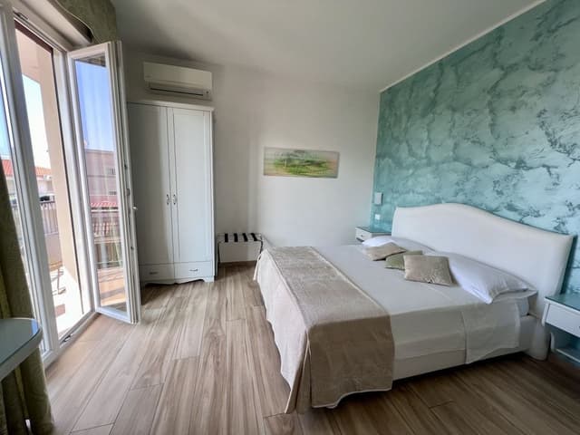 Superior Double Room, Terrace (Emerald)