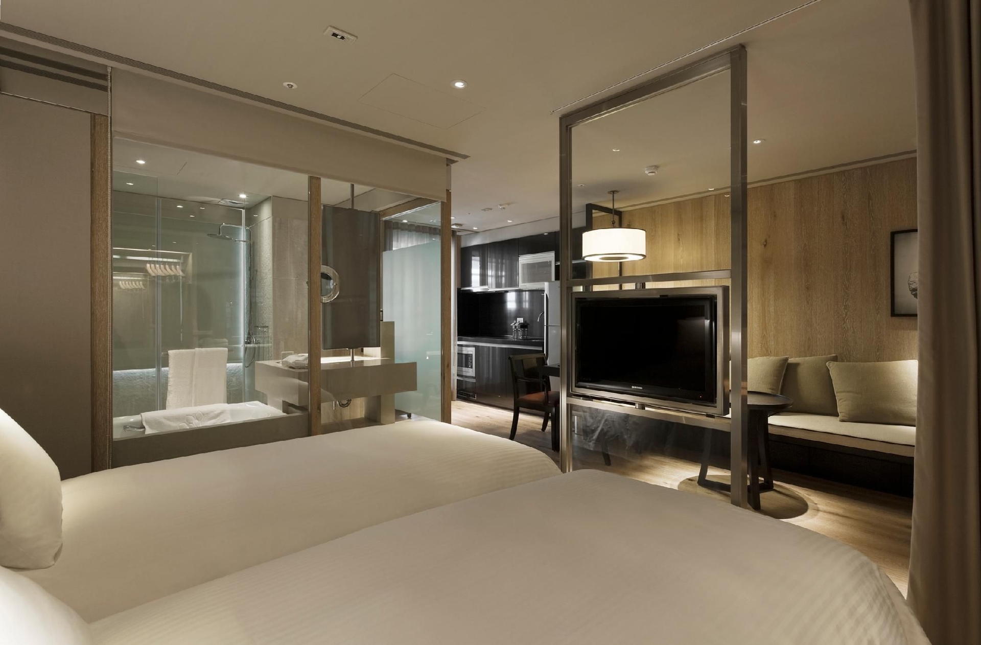 กลอเรีย เรสซิเด้นซ์ (Gloria Residence)1