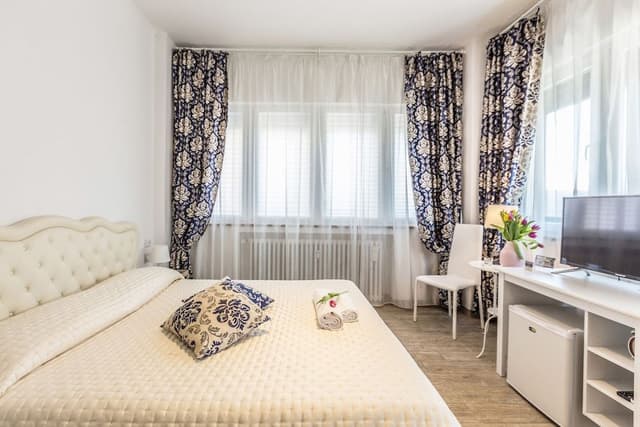 Double Room, Private Bathroom