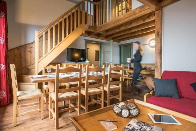 Apartment, 5 rooms, firelace, 10 persons