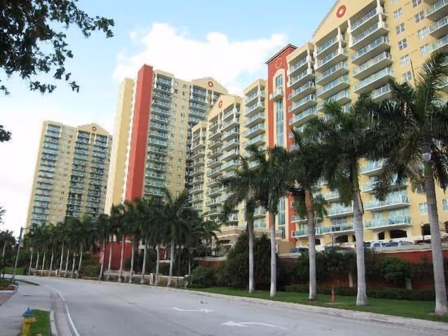 Luxury Apartment, 1 Bedroom, Ocean View, Beachside