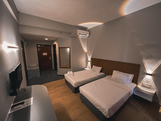 Deluxe Twin Room