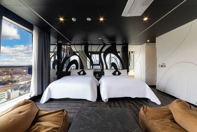Suite B