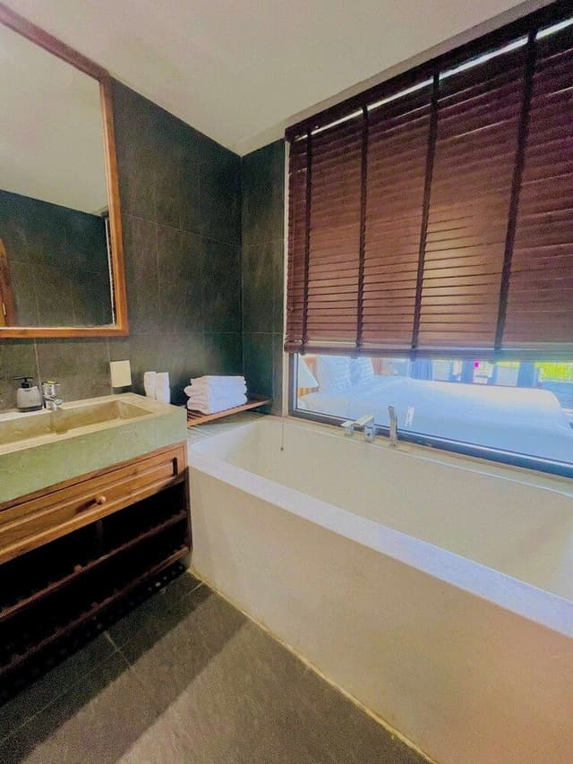 King Room with Balcony
