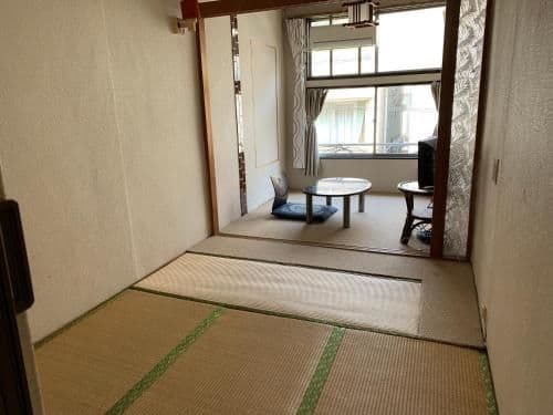 Twin Room with Shared Bathroom