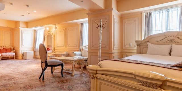 Crystal Suite