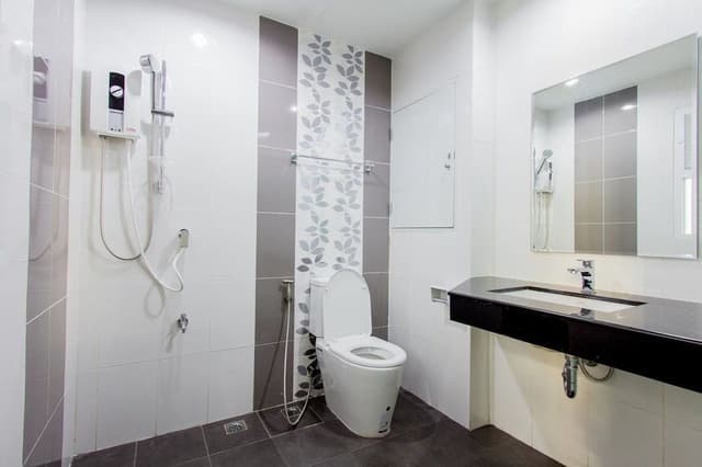 1-Bedroom Apartment