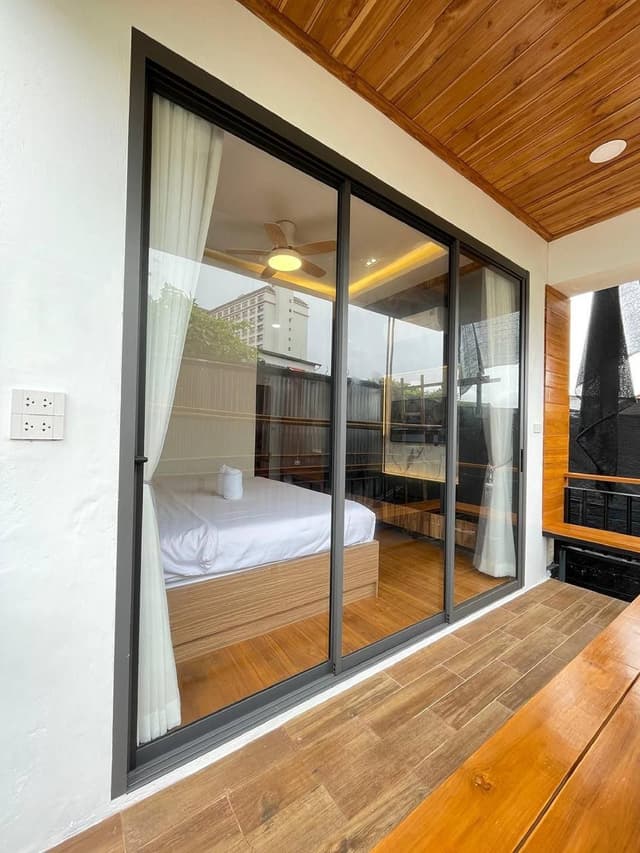 Superior King Room with Balcony